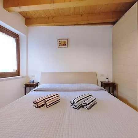 Apartment Lungomare - Free Wifi & Spiaggia A 100 M Grado